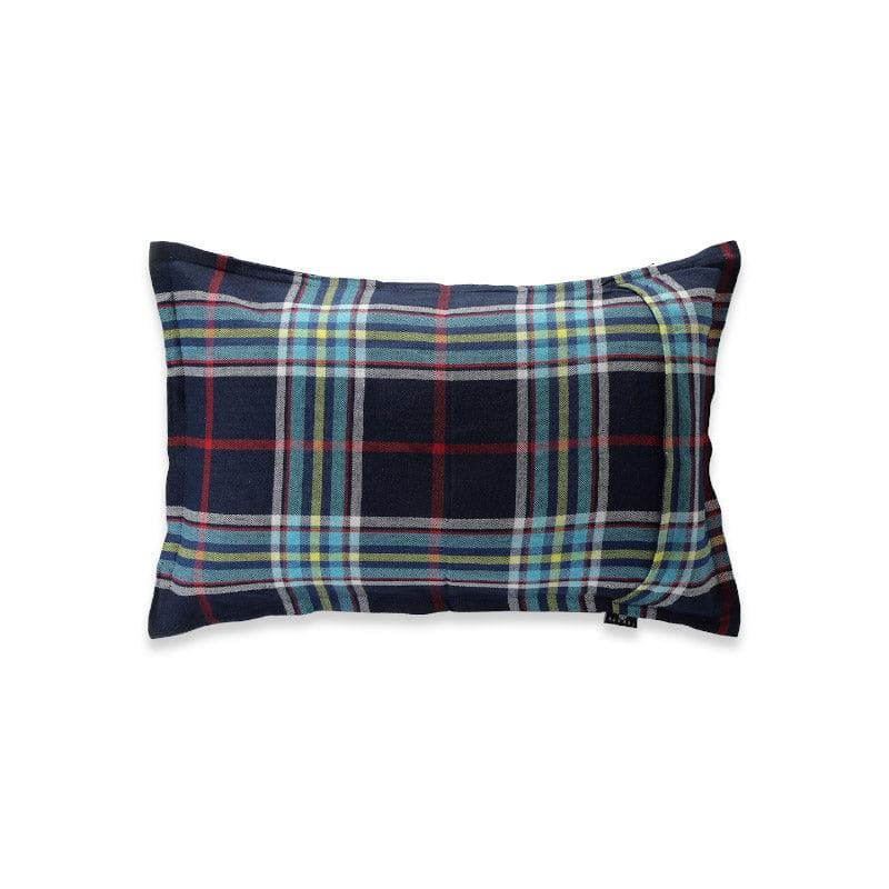 Buy Pabita Pillow Cover - Set Of Two Pillow Covers from Vaaree