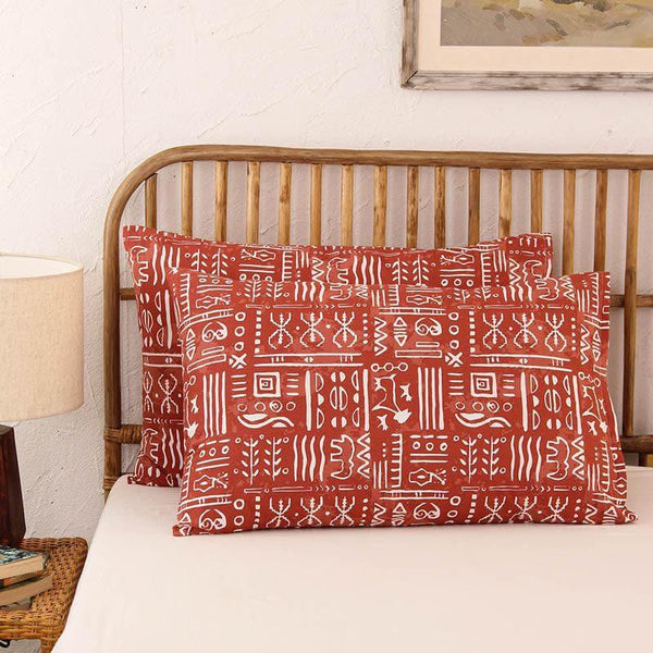 Buy Gamathi Pillow - Red Pillow Covers from Vaaree