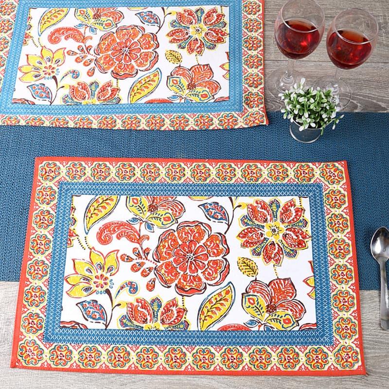 Buy Classic Wonder Table Mat - Set Of Six Table Mats from Vaaree