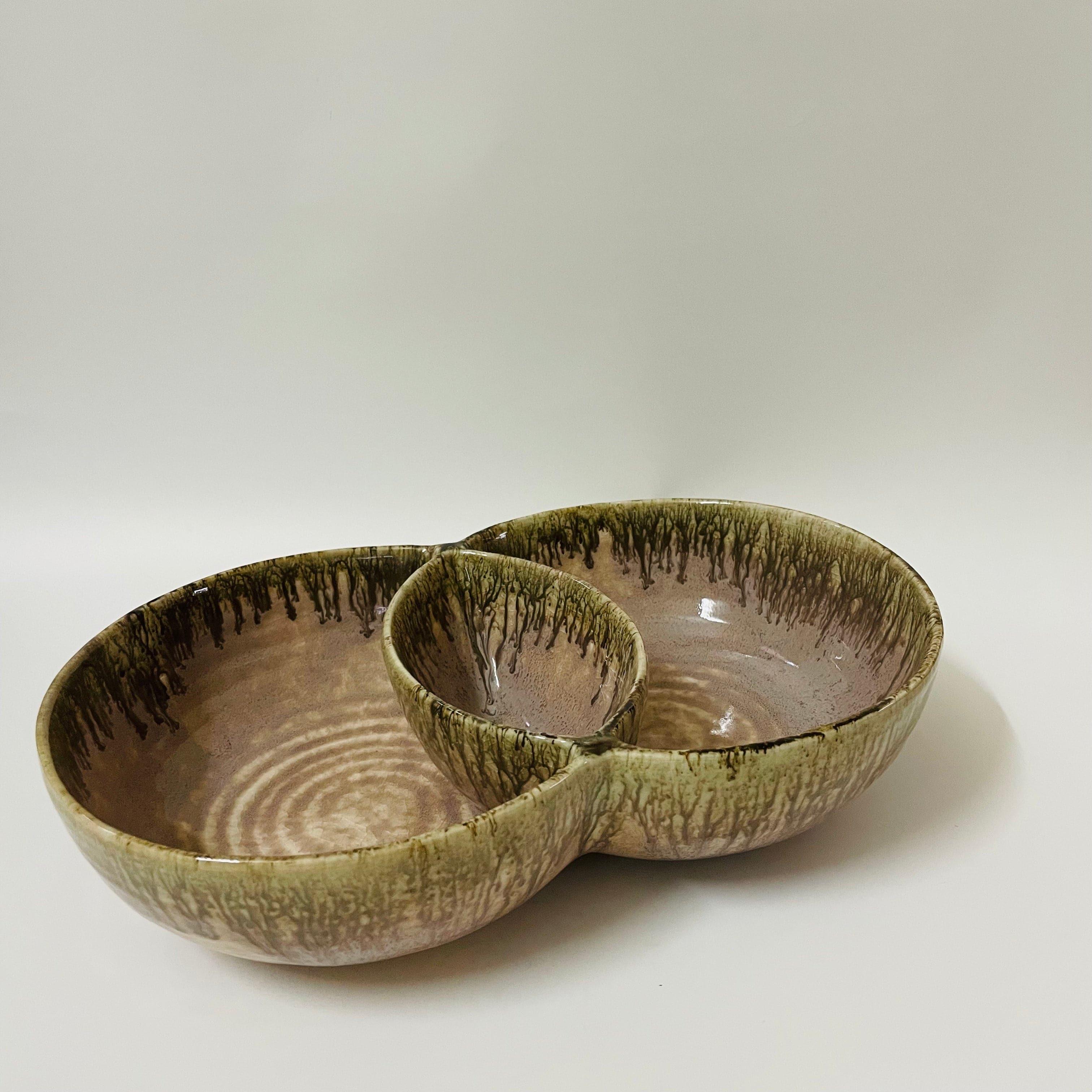 Buy Double Dowella Bowl Platter from Vaaree