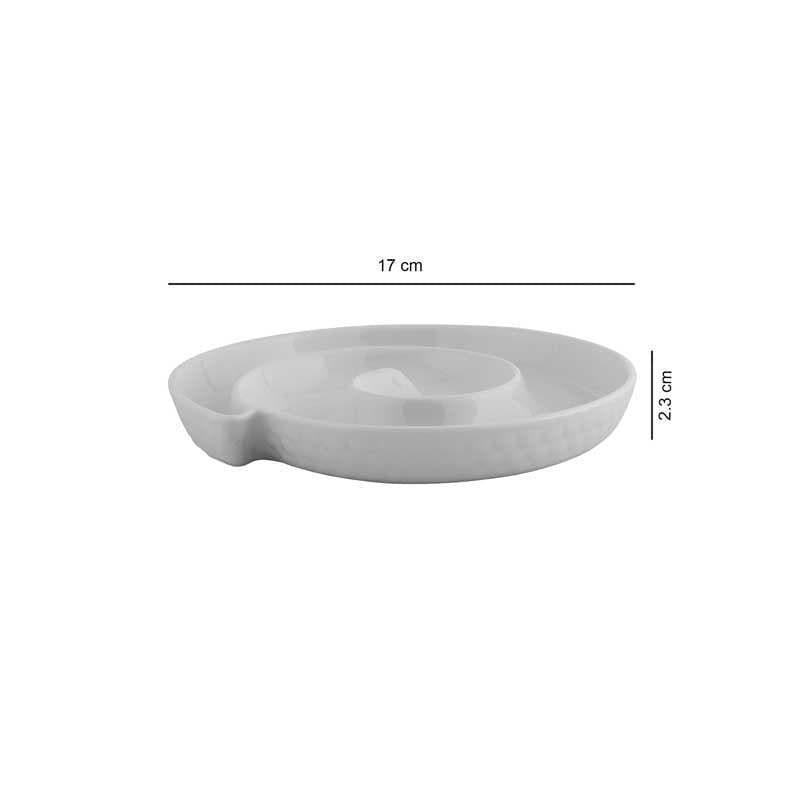 Buy Pure Bliss Spiral Platter - Set Of Four Platter from Vaaree