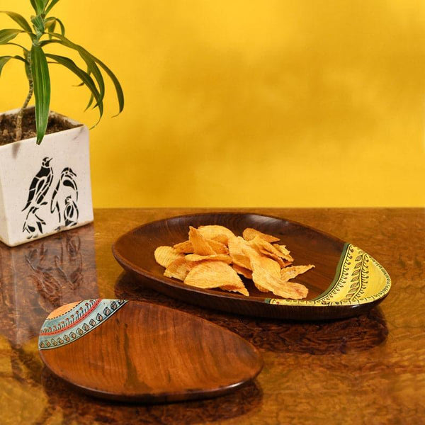 Buy Velar Wooden Platter - Set Of Two Platter from Vaaree