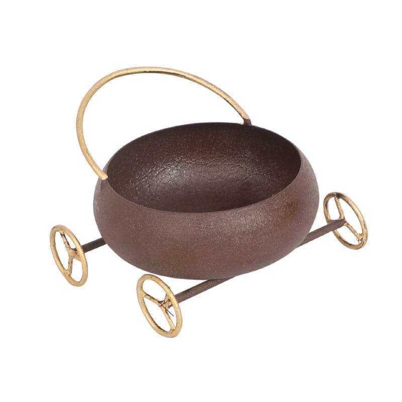 Buy Whirl Wheel Platter Platter from Vaaree