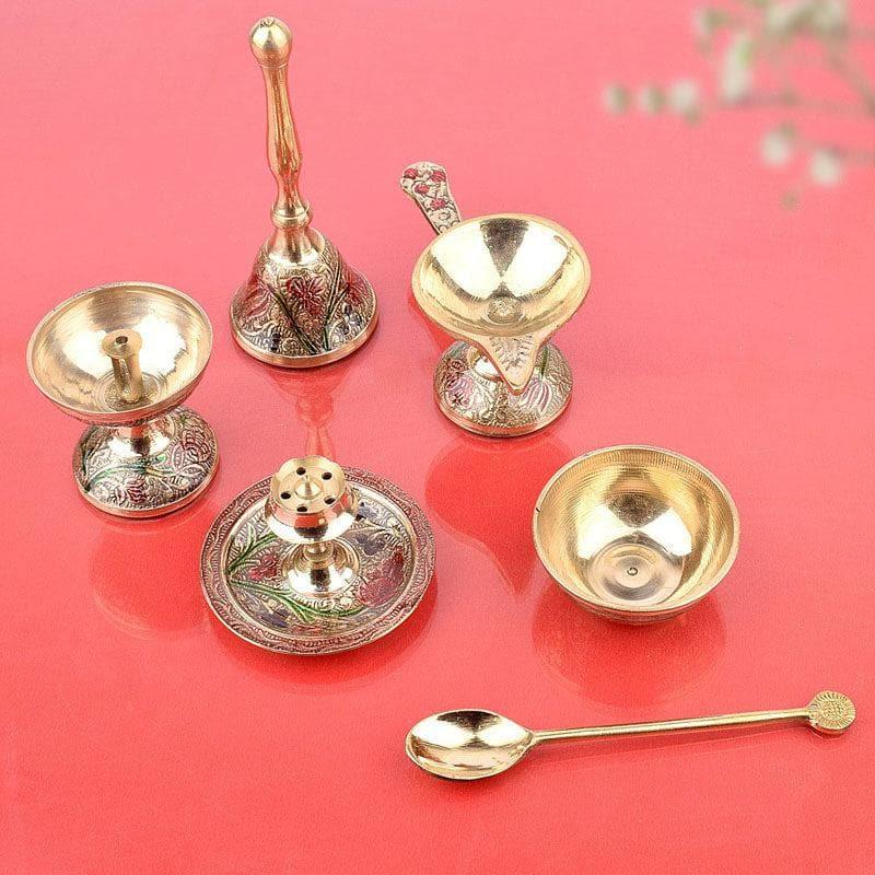 Buy Decorative Brass Puja Thali With Velvet Box Pooja Thali & Sets from Vaaree