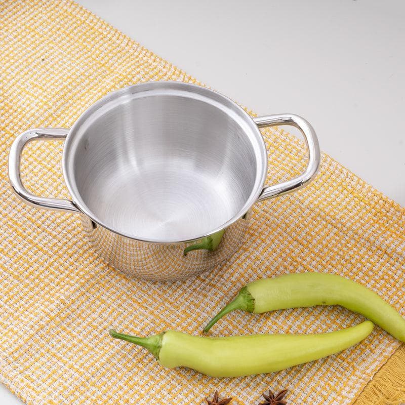 Buy Edamame Cooking Pot With Lid - 2000 ML / 7 Inches Cooking Pot from Vaaree