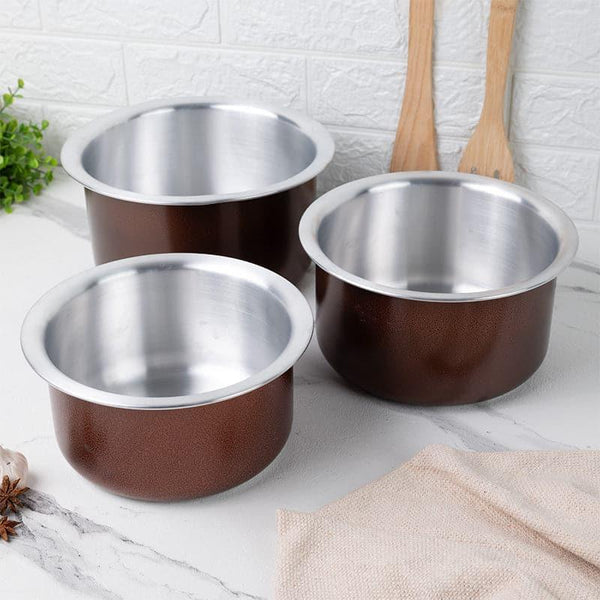 Buy Flavor Twirl Aluminium Pot (2400/2900/3700 ML) - Set Of Three Pateela from Vaaree