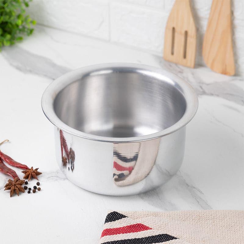 Buy Imora Aluminium Pot - 2900 ML Pateela from Vaaree