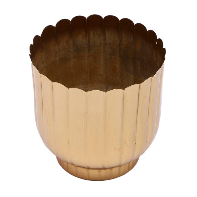 Buy Chinae Cora Planter - Set Of Two Pots & Planters from Vaaree