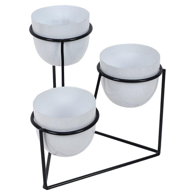 Buy Gingera Jolly Planter - White Pots & Planters from Vaaree