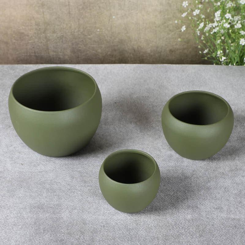 Buy Ivera Dune Planter (Green) - Set Of Three Pots & Planters from Vaaree