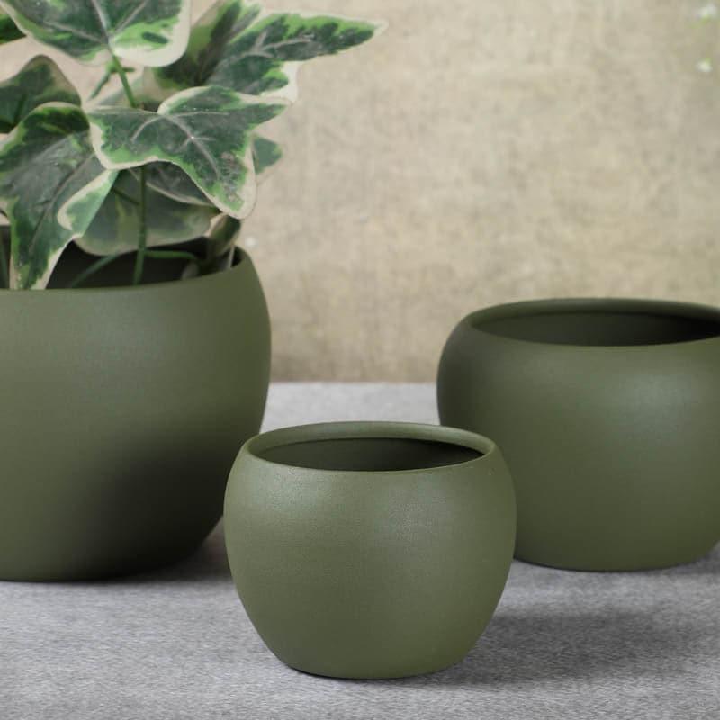 Buy Ivera Dune Planter (Green) - Set Of Three Pots & Planters from Vaaree