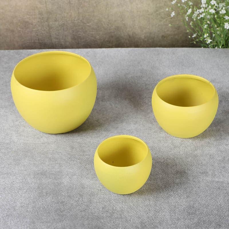 Buy Ivera Dune Planter (Yellow) - Set Of Three Pots & Planters from Vaaree