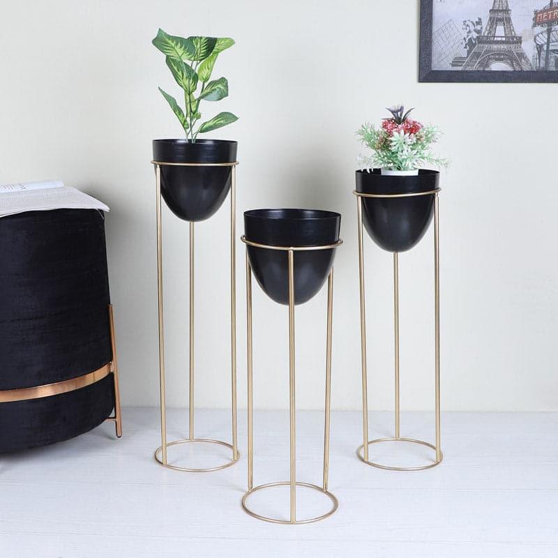 Buy Kiromia Floor Planter (Black) - Set Of Three Pots & Planters from Vaaree