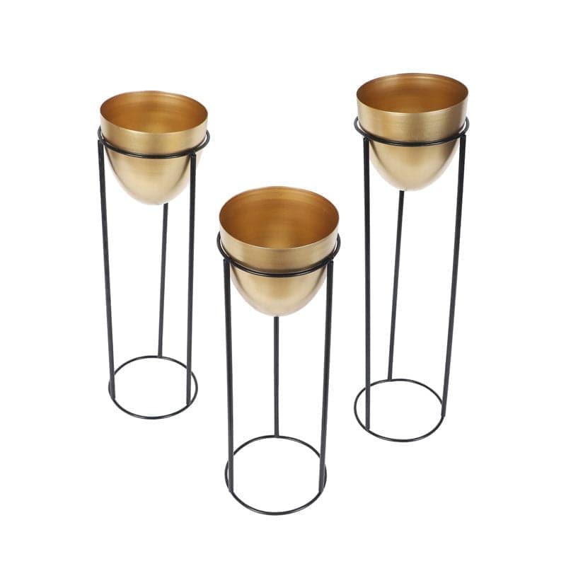 Buy Kiromia Floor Planter (Gold) - Set Of Three Pots & Planters from Vaaree