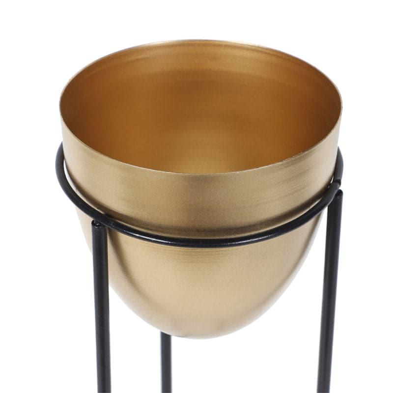 Buy Kiromia Floor Planter (Gold) - Set Of Three Pots & Planters from Vaaree