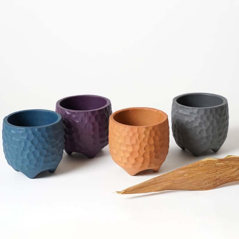 Buy Organic Etch Planters - Set Of Four Pots & Planters from Vaaree