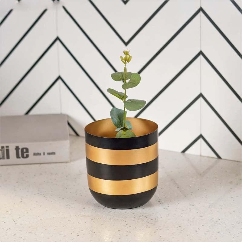 Buy Synchrona Ribbed Table Planter Pots & Planters from Vaaree