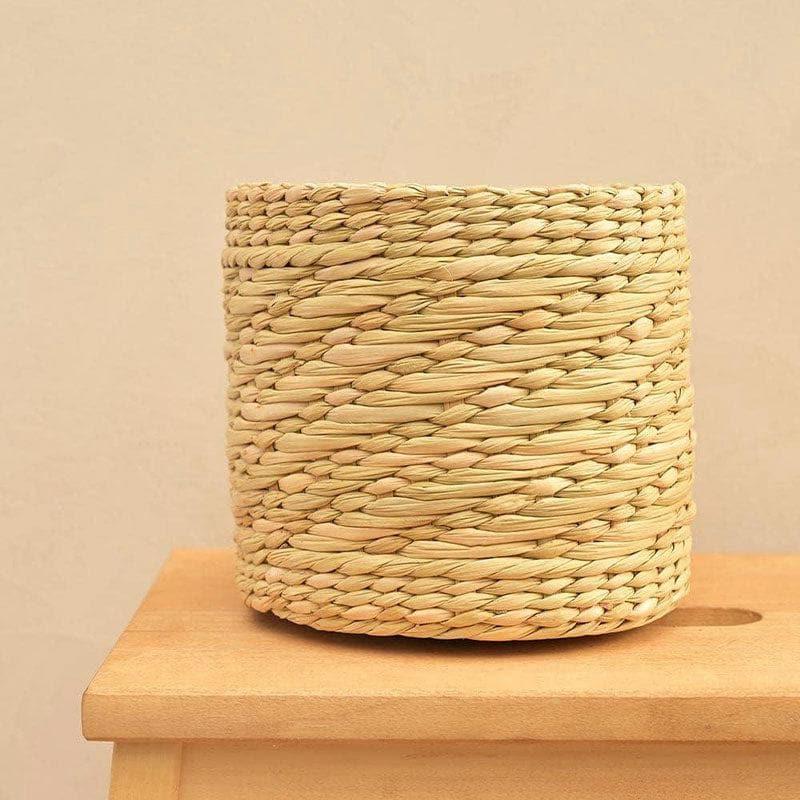 Buy Ugaoo Kauna Grass Basket Planter - 16 CM Pots & Planters from Vaaree