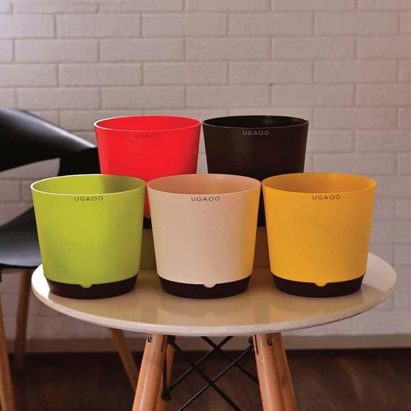 Buy Ugaoo Multicolor Plastic Planter - Set Of Five Pots & Planters from Vaaree