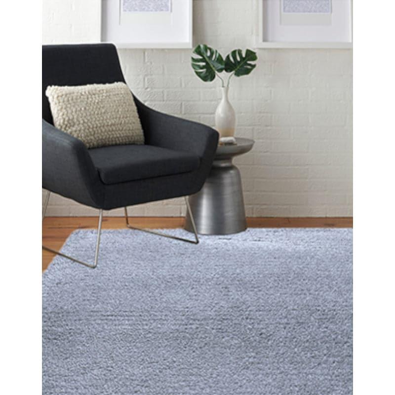 Buy Artisanal Aura Hand Woven Rug - Silver Rugs from Vaaree