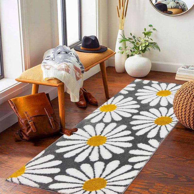 Buy Daisy Dawn Runner Rug - Grey Runner Rug from Vaaree