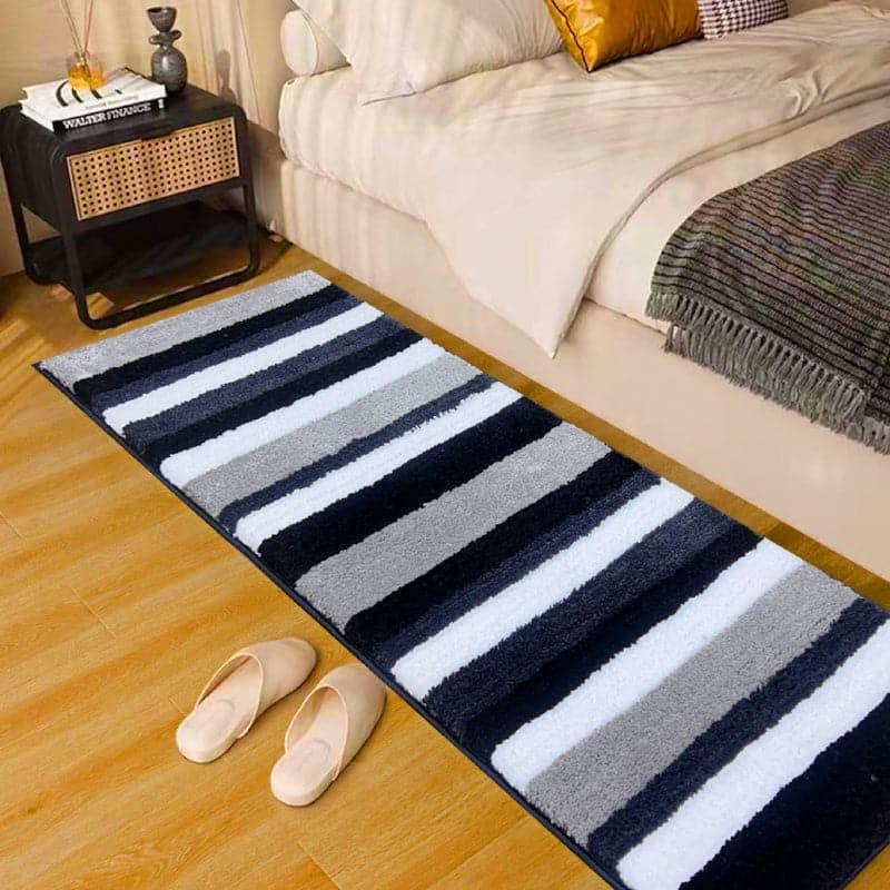 Buy Luxe Soft Runner Rug - Black Runner Rug from Vaaree