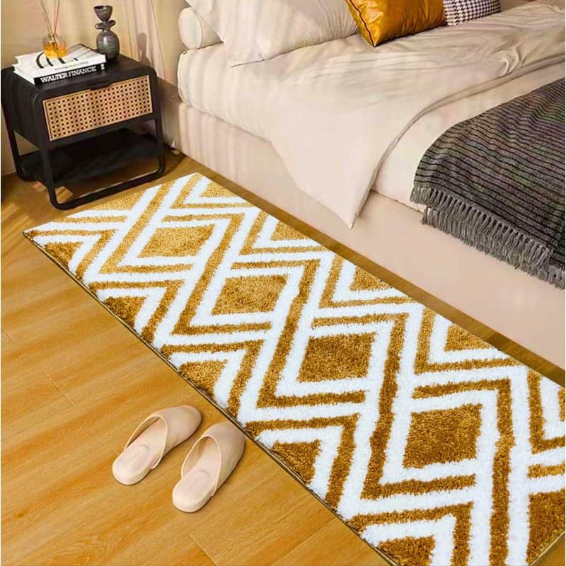 Buy Sooth Step Runner Rug Runner Rug from Vaaree