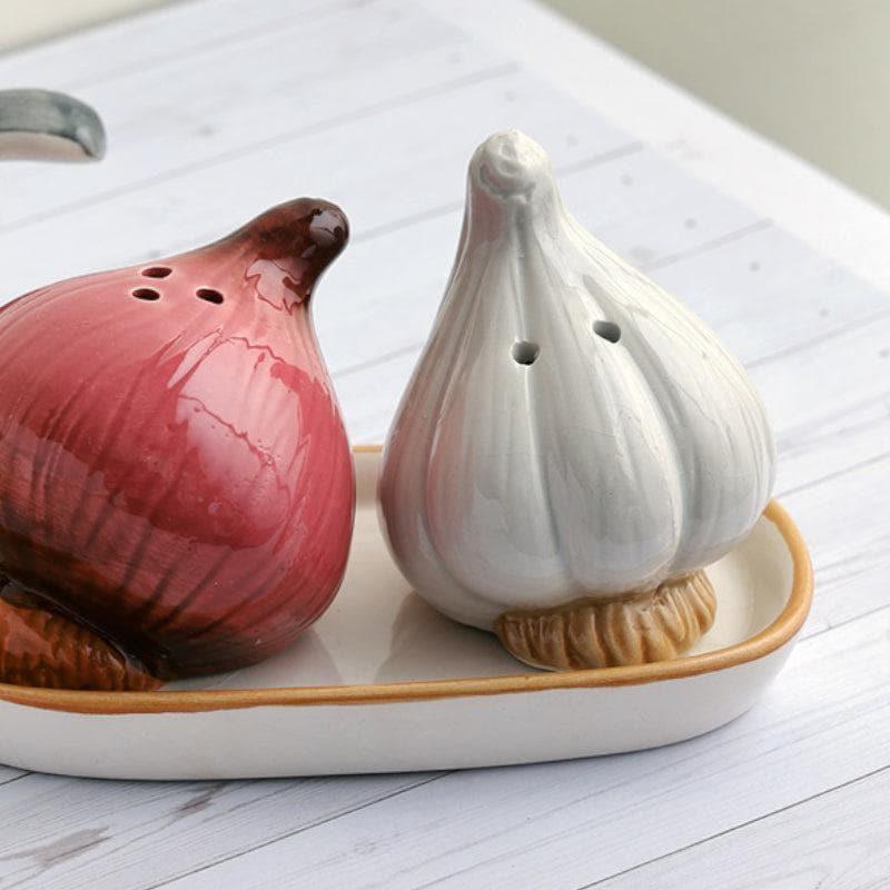 Buy Flavour Peel Salt And Pepper Shaker Salt & Pepper Bottles from Vaaree