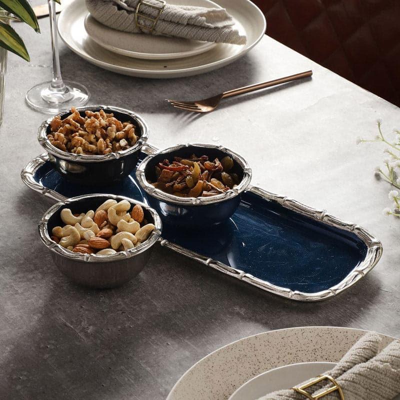 Buy Vess Bowl With Tray (Silver) - Set Of Four Serving Tray from Vaaree