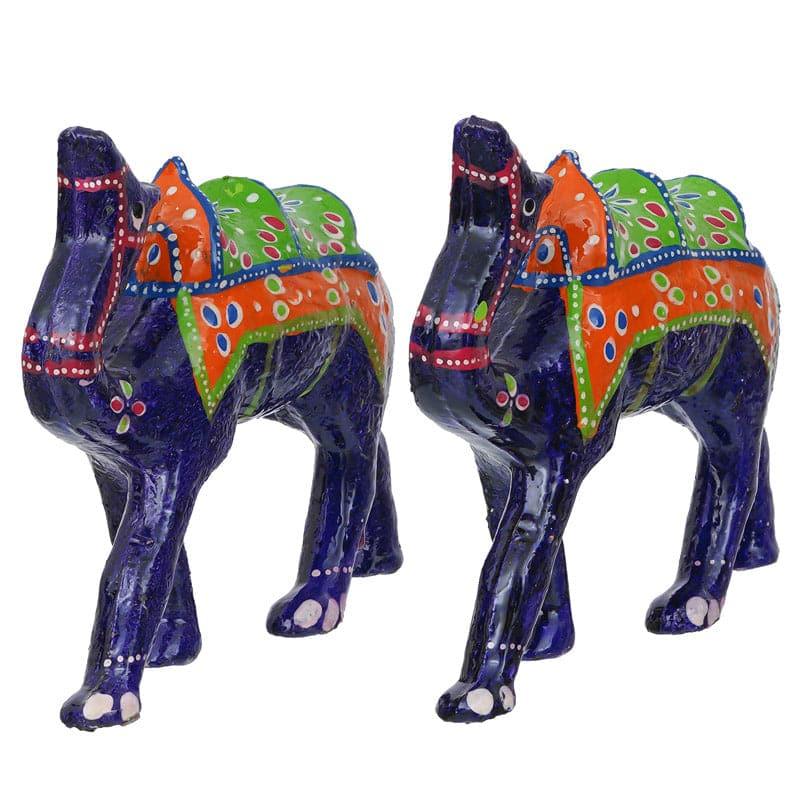 Buy Camel Savaari Showpiece - Set Of Two Showpieces from Vaaree