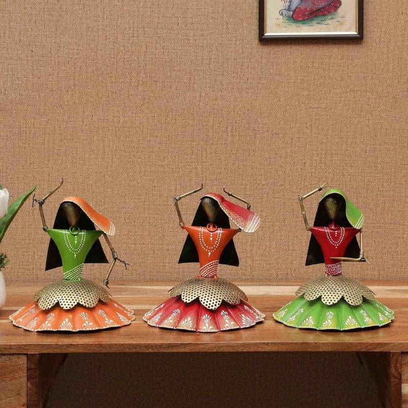 Buy Dandia Dazzle Showpiece - Set Of Three Showpiece from Vaaree