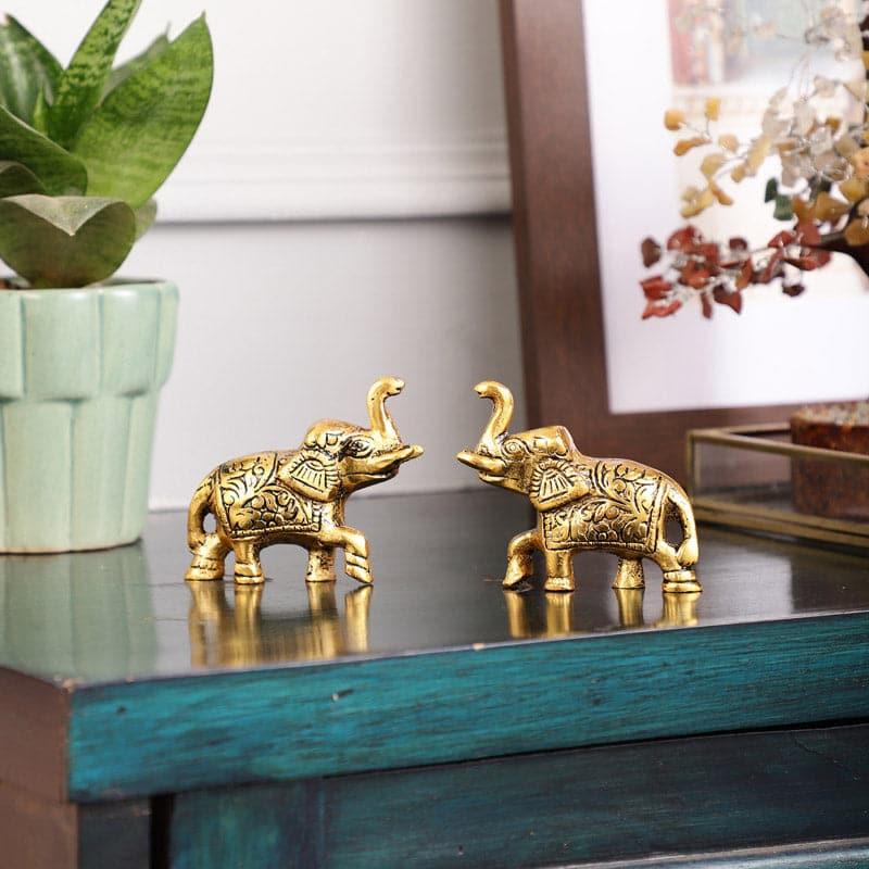 Buy Elephant Meet Showpiece - Set Of Two Showpieces from Vaaree