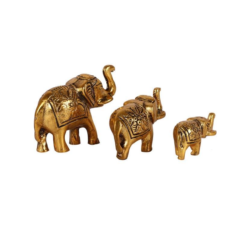 Buy Elephant Parade Showpiece - Set Of Three Showpieces from Vaaree