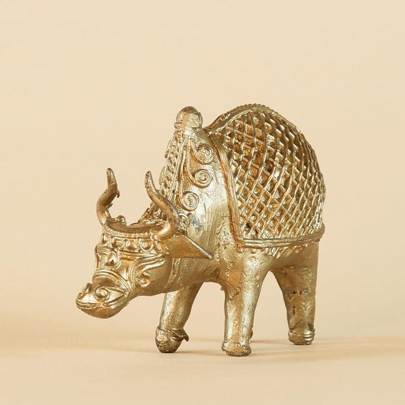 Buy Ethnic Lega Bull Showpiece Showpiece from Vaaree