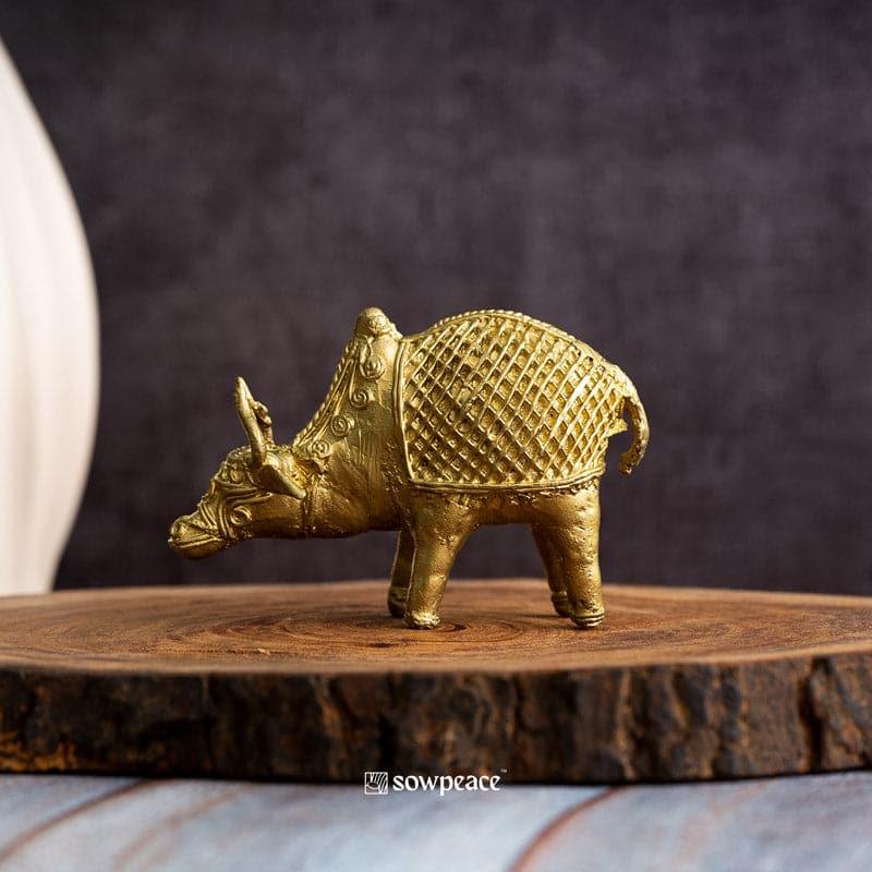 Buy Ethnic Lega Bull Showpiece Showpiece from Vaaree