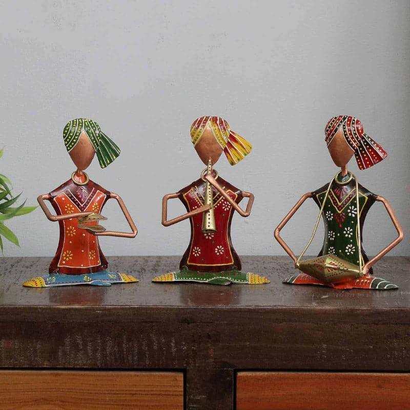 Buy Folk Acoustic Wall Accent - Set Of Three Showpieces from Vaaree