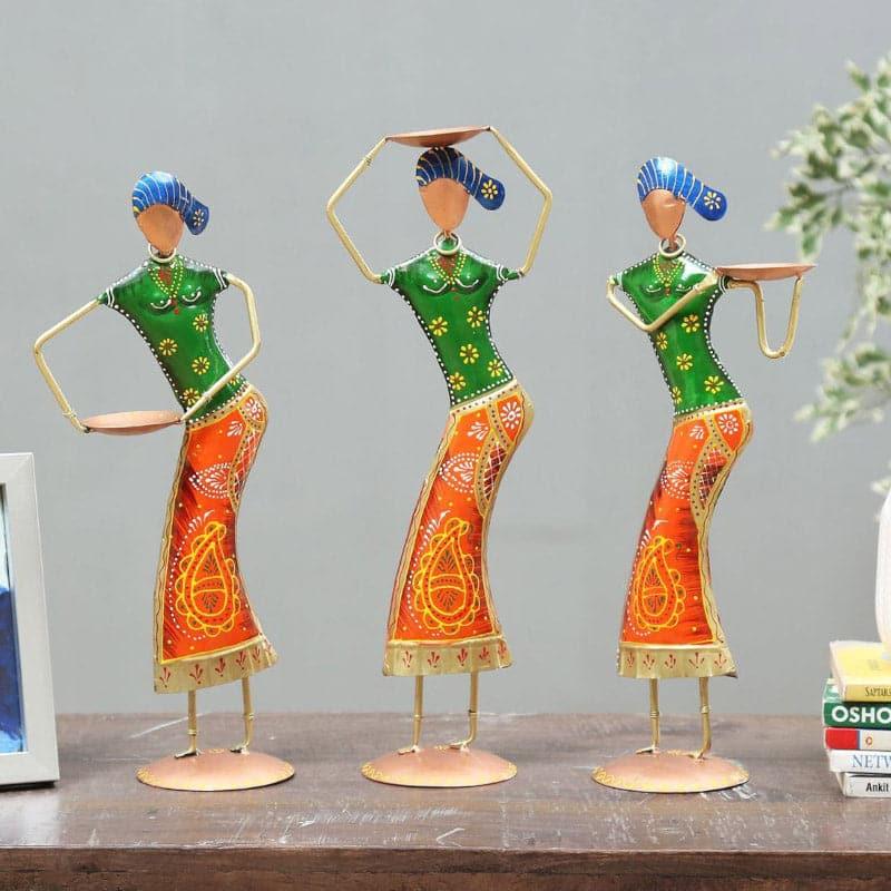 Buy Folklore Fantasia Dandia Dazzle Showpiece - Set Of Three Showpiece from Vaaree