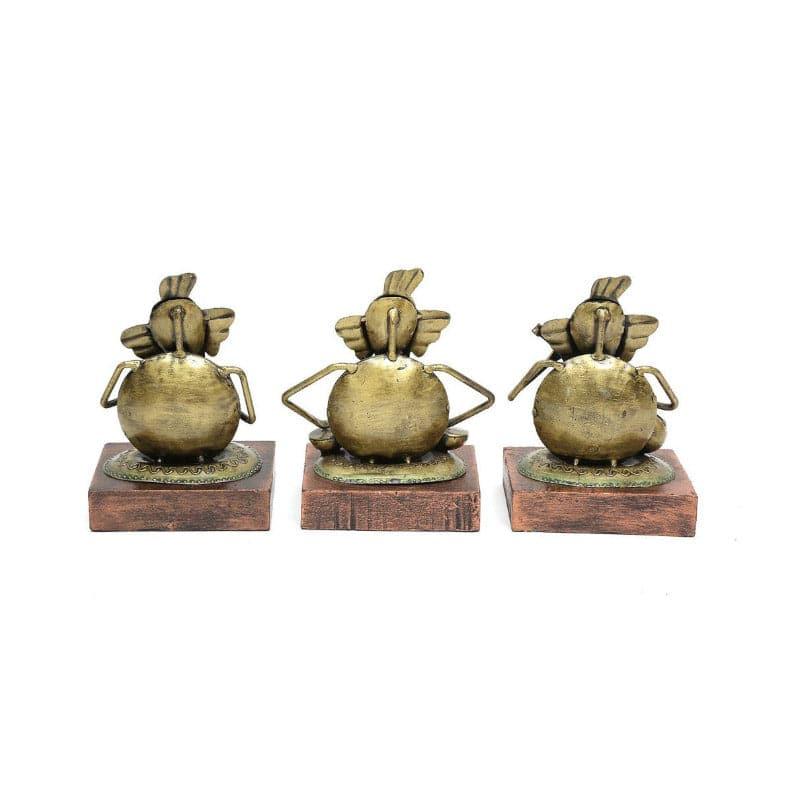 Buy Ganesha Musical Showpiece - Set Of Three Showpiece from Vaaree