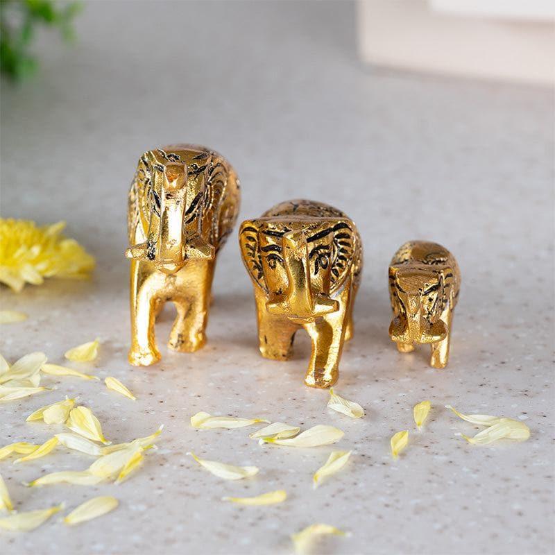 Buy Haathi Family Showpiece - Set Of Three Showpieces from Vaaree