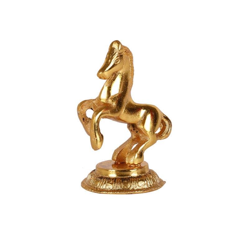 Buy Horse Majesti Showpiece Showpieces from Vaaree