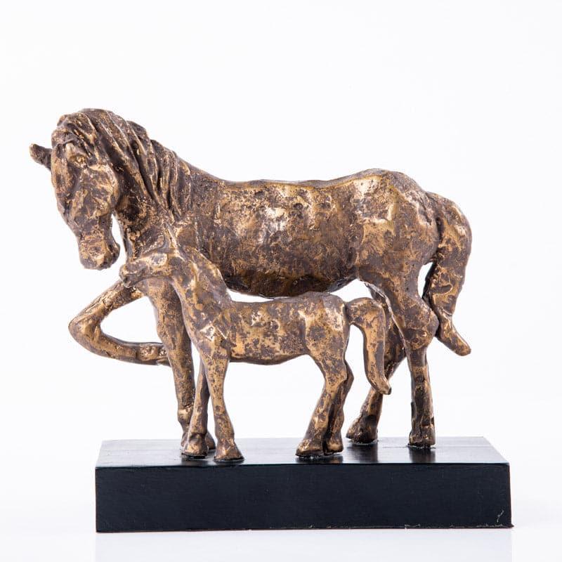 Buy Horse Stall Showpiece Showpieces from Vaaree