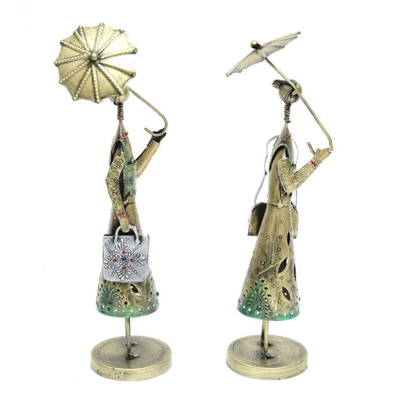 Buy Jarga Tribal Couple Showpiece - Set Of Two Showpieces from Vaaree