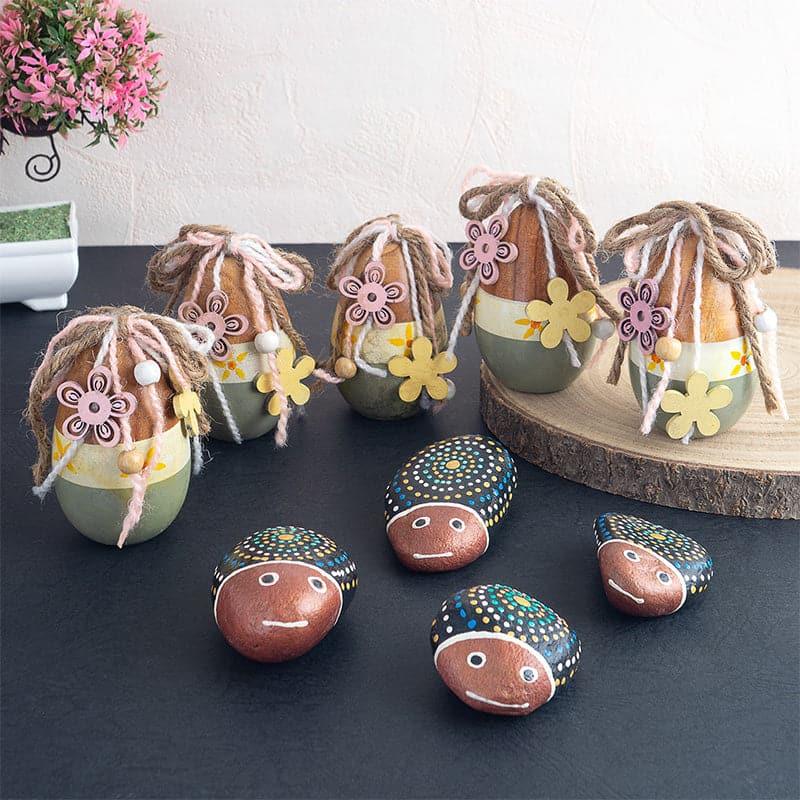 Buy Jillo Wooden Easter Egg Showpiece - Set Of Five Showpiece from Vaaree