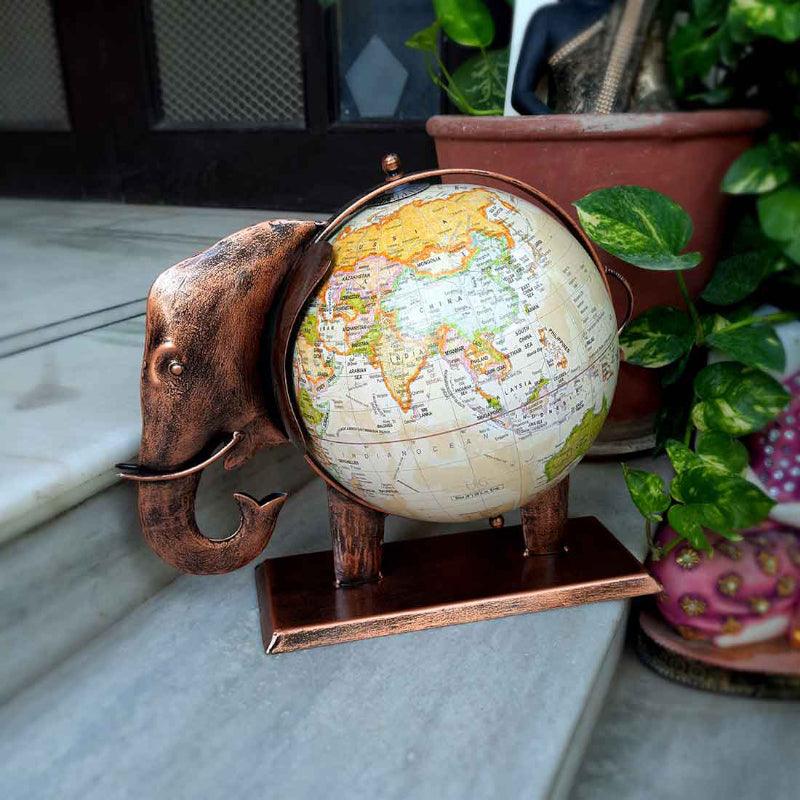 Buy Majesto Wander Globe Showpieces from Vaaree