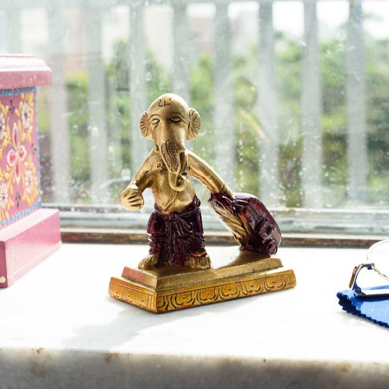 Showpieces - Playful Ganesha Showpiece