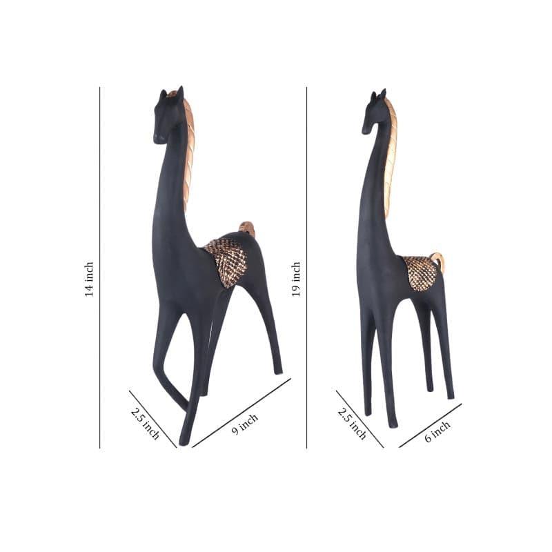 Buy Rae Fae Giraffe Couple Showpiece Showpieces from Vaaree