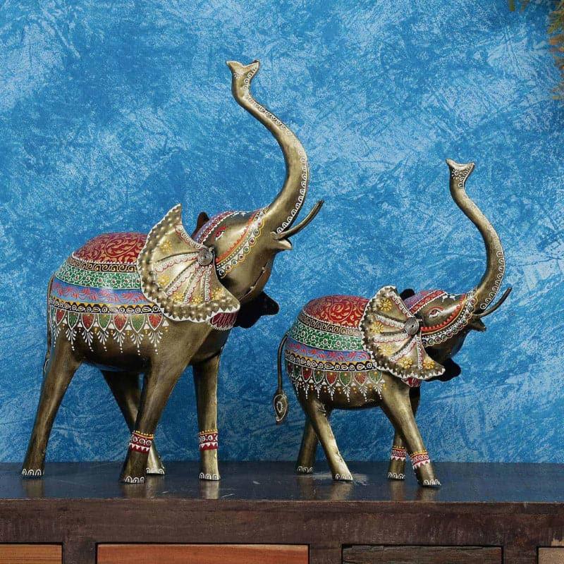 Buy Regal Gajendra Showpiece - Set Of Two Showpieces from Vaaree