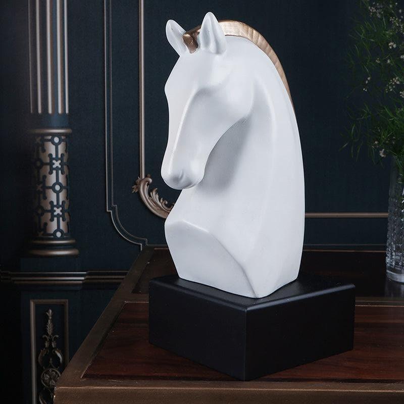 Showpieces - Royal Stallion Showpiece - White