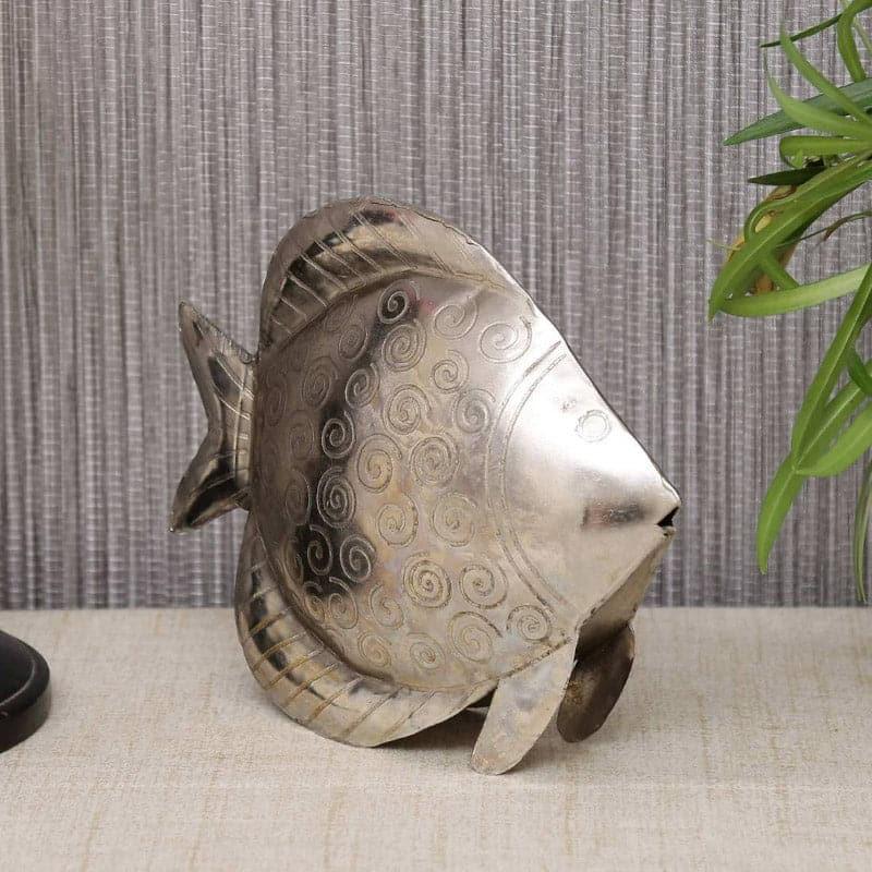 Buy Silver Fishsome Showpiece Showpieces from Vaaree