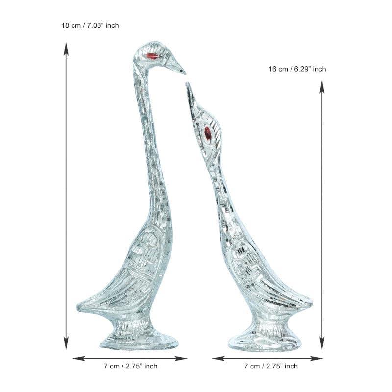 Buy Statuesque Swan (Silver) - Set Of Two Showpieces from Vaaree